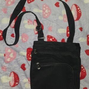 Ameribag Catskill Collection Crossbody Purse Bag Black Washable Nylon Pockets